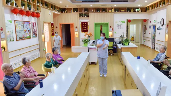 �ӱ�ʯ���f�B(y��ng)�Ϸ�������